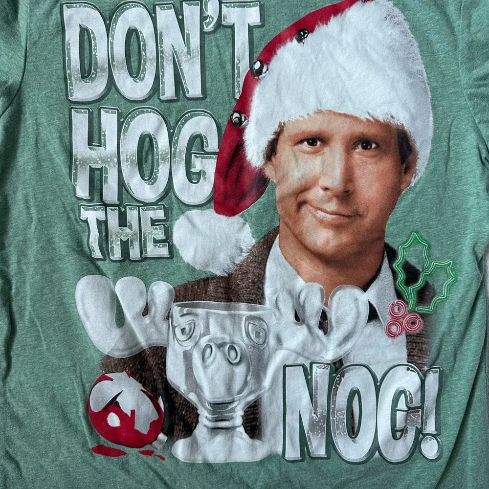 National Lampoon's Christmas Vacation Christmas Holiday T-Shirt Boys SZ Small - Picture 2 of 3